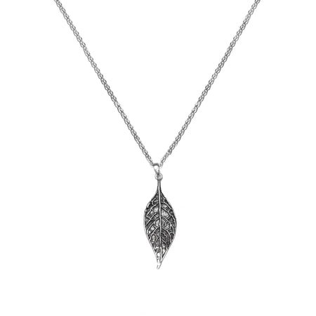 large detailed leaf pendant on a spiga silver chain